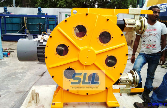 China Portable Garden Hose Pump With Rubber Wheels , Squeeze Mortar Pump For Mining Well supplier
