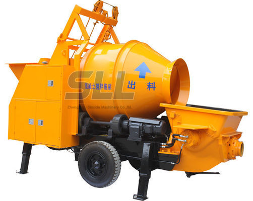 China Construction Hydraulic Concrete Mixer Machine 5.5kw 560L For Ground Transportation supplier